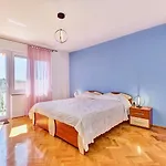 Apartament Meri Cres