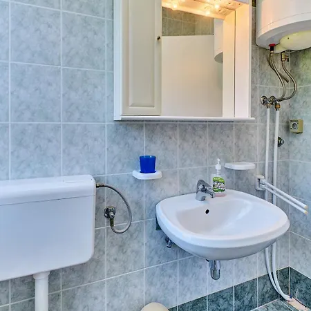 Meri Apartman