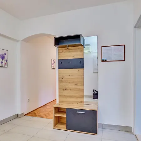 Meri Apartman