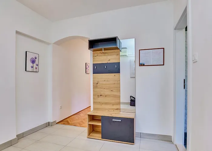 Meri Apartment